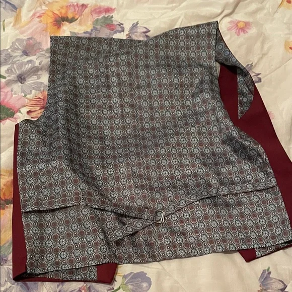 Elegant Maroon Men's Vest - Picture 5 of 5